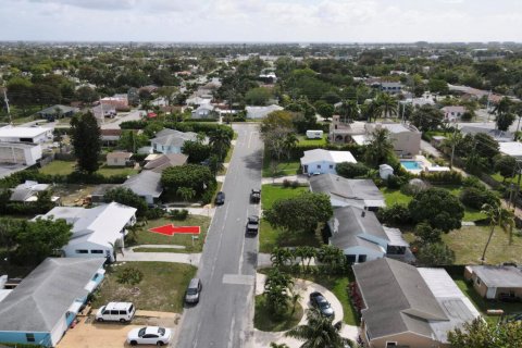 Villa ou maison à vendre à West Palm Beach, Floride: 3 chambres, 127.18 m2 № 1079835 - photo 1
