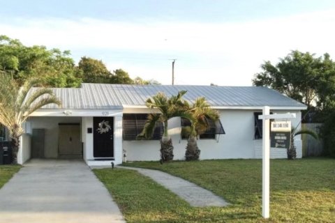 Villa ou maison à vendre à West Palm Beach, Floride: 3 chambres, 127.18 m2 № 1079835 - photo 30