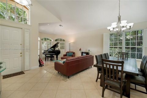 Villa ou maison à vendre à Coral Springs, Floride: 4 chambres, 285.49 m2 № 1215293 - photo 4