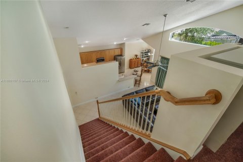 Casa en venta en Coral Springs, Florida, 4 dormitorios, 285.49 m2 № 1215293 - foto 17