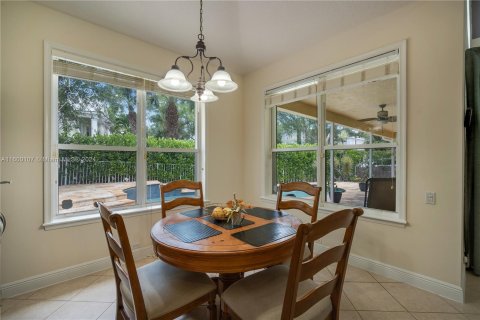 Casa en venta en Coral Springs, Florida, 4 dormitorios, 285.49 m2 № 1215293 - foto 14