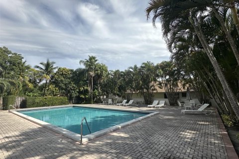 Villa ou maison à vendre à Plantation, Floride: 2 chambres, 106.19 m2 № 1238274 - photo 24