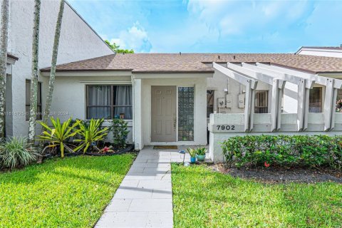 Villa ou maison à vendre à Plantation, Floride: 2 chambres, 106.19 m2 № 1238274 - photo 23