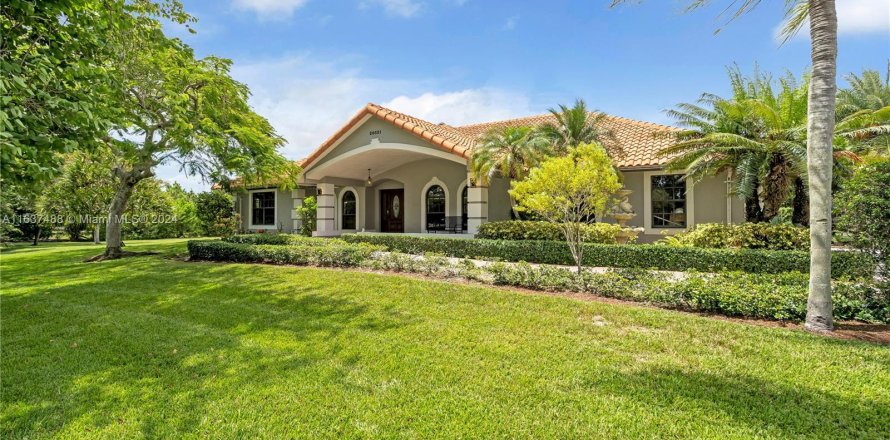 Villa ou maison à Pembroke Pines, Floride 3 chambres, 268.49 m2 № 1309972