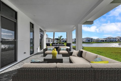 Villa ou maison à louer à Cooper City, Floride: 6 chambres, 536.98 m2 № 911922 - photo 28