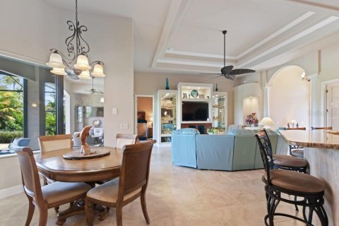 Villa ou maison à vendre à Punta Gorda, Floride: 3 chambres, 214.42 m2 № 1374583 - photo 11