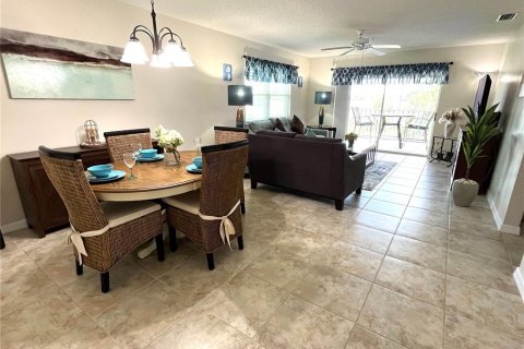 Copropriété à vendre à Bradenton, Floride: 2 chambres, 103.86 m2 № 1374582 - photo 13