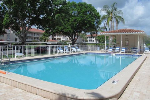 Copropriété à vendre à Bradenton, Floride: 2 chambres, 103.86 m2 № 1374582 - photo 30