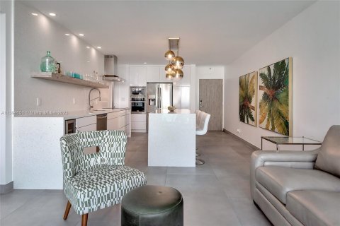 Copropriété à louer à Hollywood, Floride: 2 chambres, 84.08 m2 № 525289 - photo 22