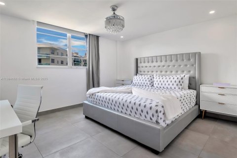 Copropriété à louer à Hollywood, Floride: 2 chambres, 84.08 m2 № 525289 - photo 27