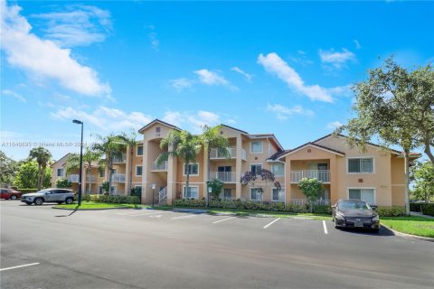 Condo in Port St. Lucie, Florida, 1 bedroom  № 1329663 - photo 7