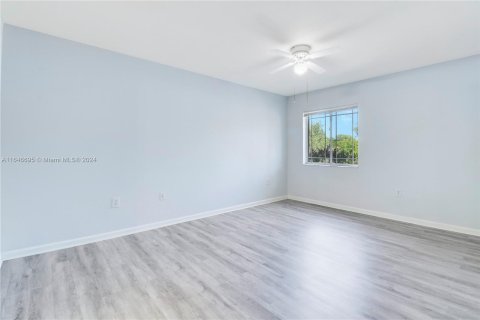 Condo in Port St. Lucie, Florida, 1 bedroom  № 1329663 - photo 18