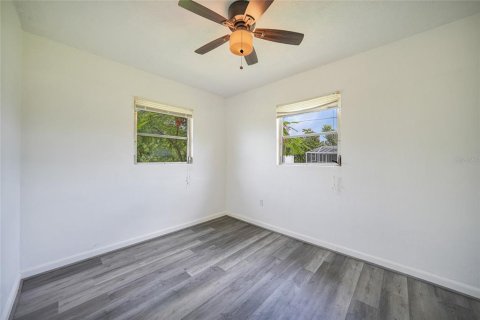 Villa ou maison à vendre à Punta Gorda, Floride: 3 chambres, 102.47 m2 № 1337324 - photo 20