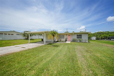 Villa ou maison à vendre à Punta Gorda, Floride: 3 chambres, 102.47 m2 № 1337324 - photo 28