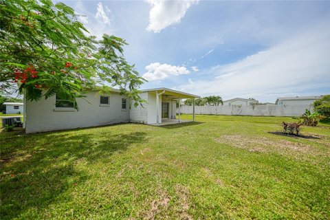 Villa ou maison à vendre à Punta Gorda, Floride: 3 chambres, 102.47 m2 № 1337324 - photo 26