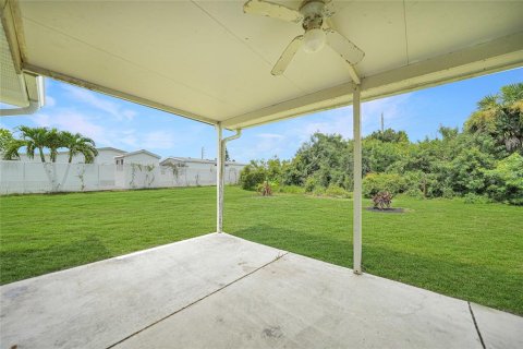 Villa ou maison à vendre à Punta Gorda, Floride: 3 chambres, 102.47 m2 № 1337324 - photo 22