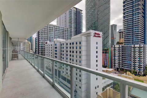 Copropriété à vendre à Miami, Floride: 2 chambres, 94.11 m2 № 1237404 - photo 14