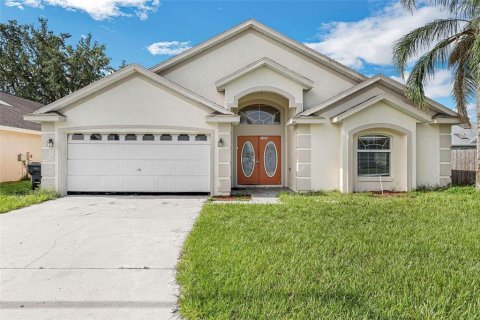 Casa en venta en Davenport, Florida, 3 dormitorios, 168.34 m2 № 1327214 - foto 1