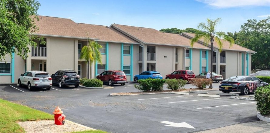 Condominio en Seminole, Florida, 2 dormitorios  № 1355539