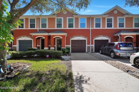 Casa en venta en Jacksonville, Florida, 2 dormitorios, 137.5 m2 № 770120 - foto 2