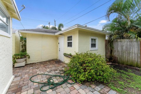 Купить коммерческую недвижимость в Уэст-Палм-Бич, Флорида 146.79м2, № 1080481 - фото 8