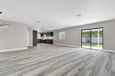 Villa ou maison à vendre à Cooper City, Floride: 3 chambres, 181.25 m2 № 1129130 - photo 5