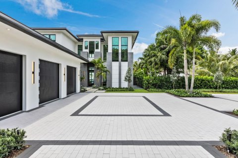 Casa en venta en North Palm Beach, Florida, 4 dormitorios, 499.26 m2 № 1179631 - foto 2