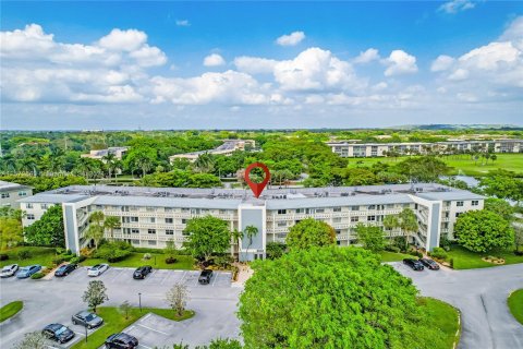 Condo in Coconut Creek, Florida, 2 bedrooms  № 1138501 - photo 25