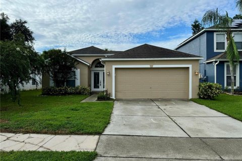 Casa en venta en Apopka, Florida, 3 dormitorios, 151.99 m2 № 1358205 - foto 2