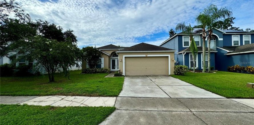 Casa en Apopka, Florida 3 dormitorios, 151.99 m2 № 1358205