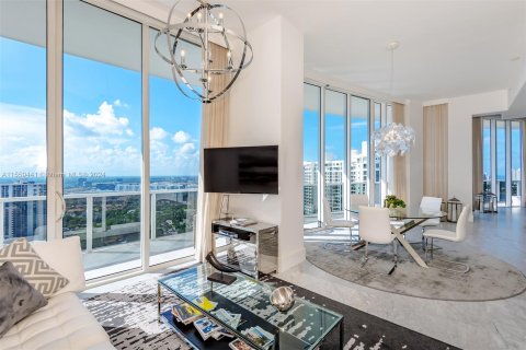 Condo in Aventura, Florida, 4 bedrooms  № 1081148 - photo 15