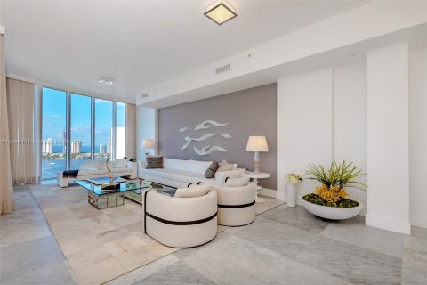 Condo in Aventura, Florida, 4 bedrooms  № 1081148 - photo 2