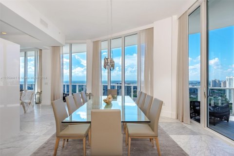 Copropriété à vendre à Aventura, Floride: 4 chambres, 460.33 m2 № 1081148 - photo 7