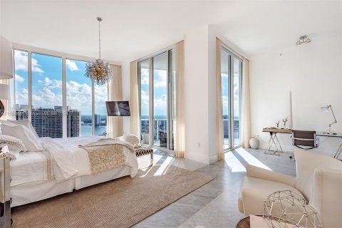 Condo in Aventura, Florida, 4 bedrooms  № 1081148 - photo 30