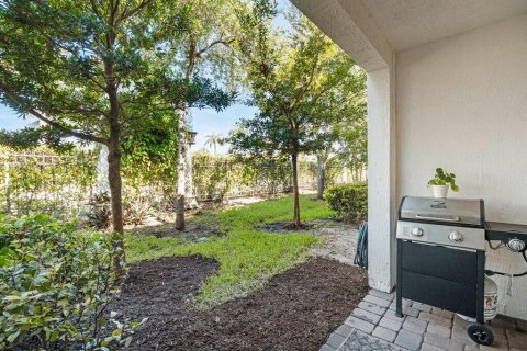 Townhouse in Palm Beach Gardens, Florida 2 bedrooms, 115.2 sq.m. № 1226808 - photo 12