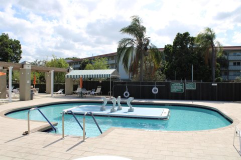 Copropriété à vendre à Coconut Creek, Floride: 2 chambres, 89.37 m2 № 1226811 - photo 12