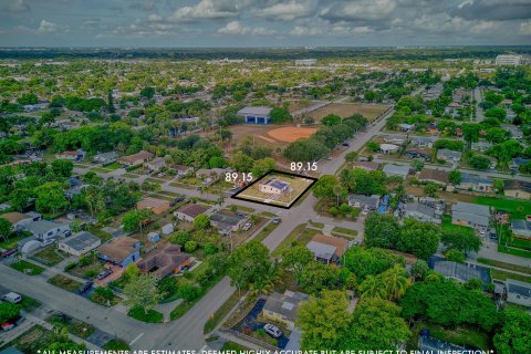 Casa en venta en Lauderhill, Florida, 3 dormitorios, 95.04 m2 № 1225783 - foto 3