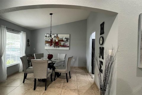 Casa en venta en Kissimmee, Florida, 3 dormitorios, 145.21 m2 № 1249605 - foto 11