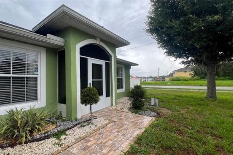 Casa en venta en Kissimmee, Florida, 3 dormitorios, 145.21 m2 № 1249605 - foto 3