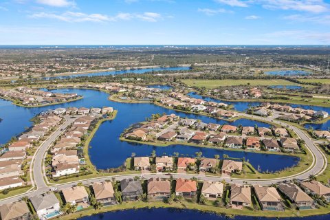 Villa ou maison à vendre à Jupiter, Floride: 3 chambres, 231.88 m2 № 989228 - photo 8