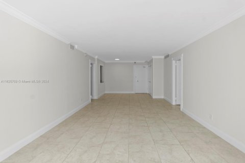 Copropriété à vendre à Miami Beach, Floride: 2 chambres, 96.62 m2 № 1281761 - photo 27