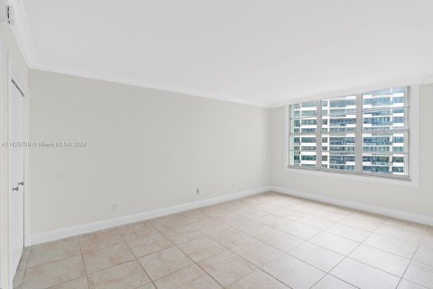 Condominio en venta en Miami Beach, Florida, 2 dormitorios, 96.62 m2 № 1281761 - foto 18