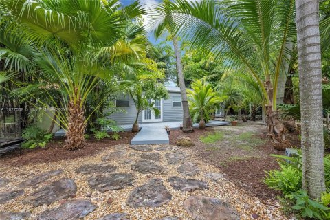 Villa ou maison à vendre à Palmetto Bay, Floride: 4 chambres, 306.48 m2 № 1281811 - photo 29