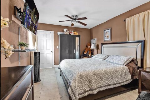 Casa en venta en Miramar, Florida, 4 dormitorios, 153.2 m2 № 1171850 - foto 12