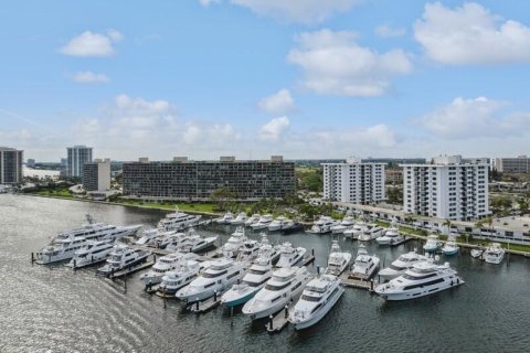 Condominio en venta en North Palm Beach, Florida, 2 dormitorios, 95.5 m2 № 1222475 - foto 15