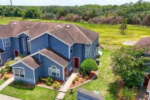 Touwnhouse à vendre à Davenport, Floride: 4 chambres, 154.59 m2 № 1266789 - photo 1