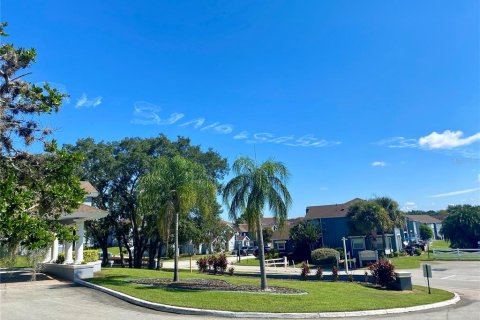 Townhouse in Davenport, Florida 4 bedrooms, 154.59 sq.m. № 1266789 - photo 18