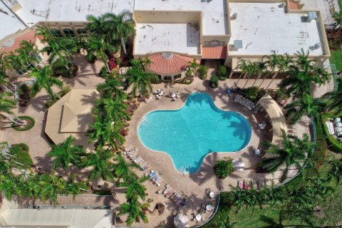 Condominio en venta en Boynton Beach, Florida, 3 dormitorios, 173.63 m2 № 1116988 - foto 9