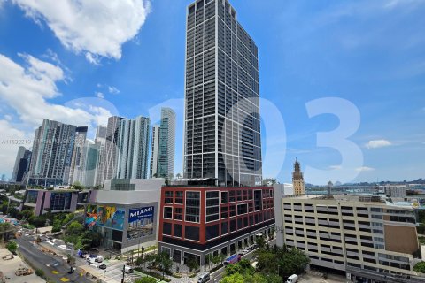 Condominio en venta en Miami, Florida, 46.92 m2 № 1292732 - foto 1