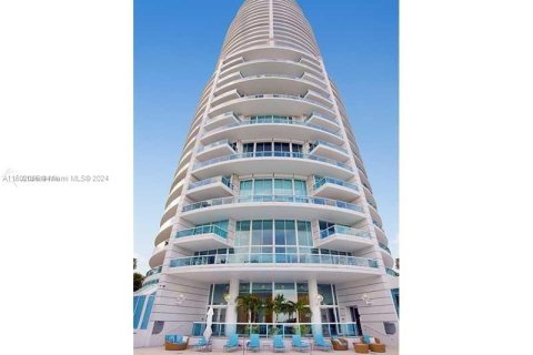 Copropriété à vendre à Miami, Floride: 2 chambres, 192.31 m2 № 1292697 - photo 19